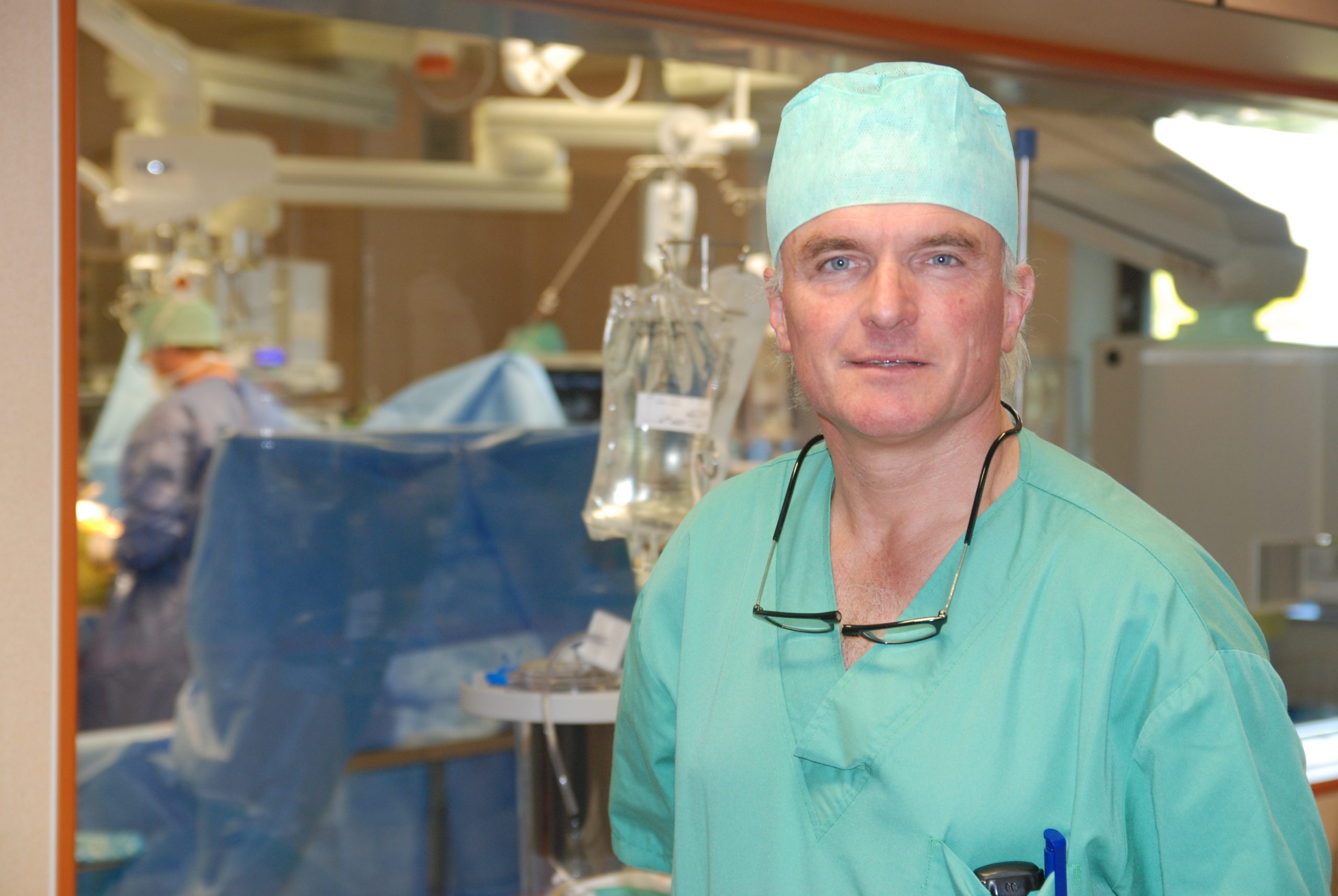 Dr. Frank Van Praet